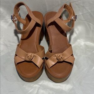 Universal Thread Tan Knot Sandals